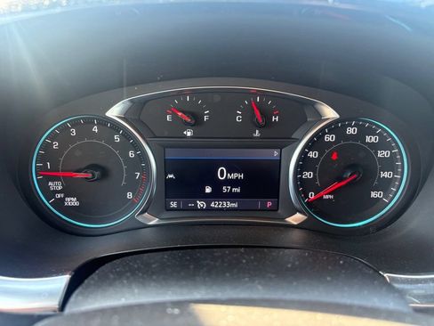 Used 2023 Chevrolet Traverse LT FWD image 18