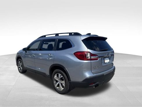 Used 2019 Subaru Ascent Premium AWD/4WD image 3