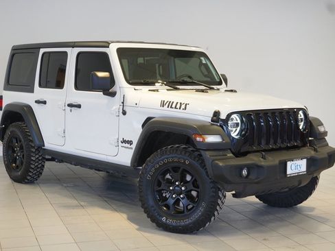 Used 2020 Jeep Wrangler Unlimited Sport image 3