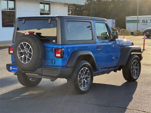Used 2025 Jeep Wrangler Sport S image 2