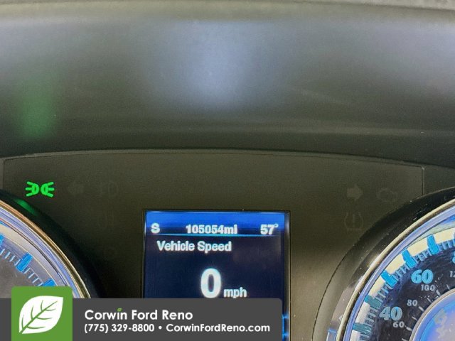 Used 2012 Chrysler 300 SRT8 w/ 19-Premium Speaker Group RWD image 15