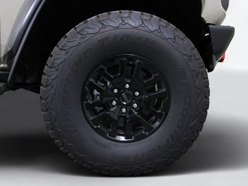 Used 2024 Ford Bronco Raptor w/ Interior Carbon Fiber Pack 6 image 9