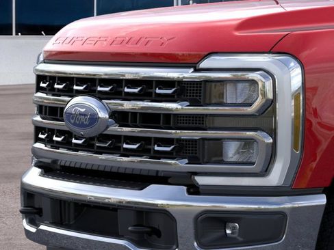 New 2026 Ford F250 XLT w/ XLT Premium Package AWD/4WD image 17