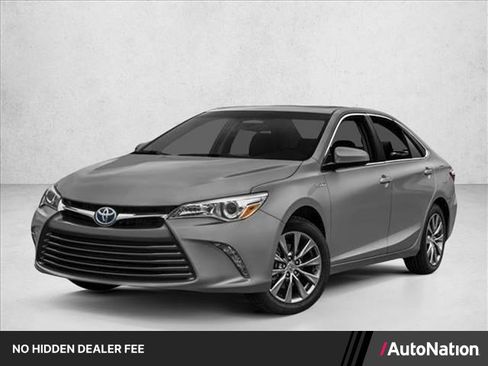 Used 2017 Toyota Camry XLE w/ Moonroof Package FWD image 1