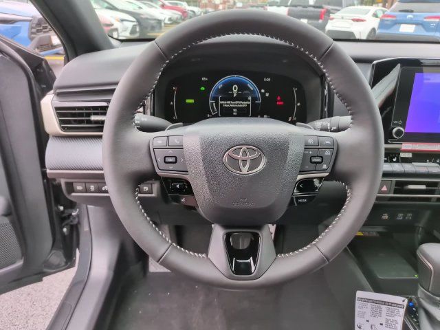 Used 2026 Toyota Camry SE w/ Convenience Package FWD image 16