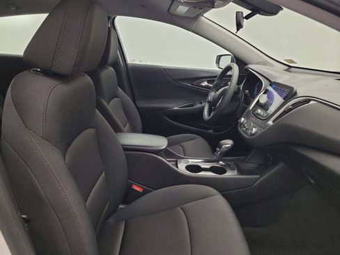 Used 2021 Chevrolet Malibu LS FWD image 21