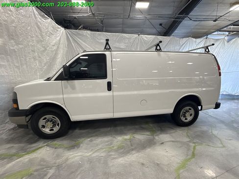 Used 2018 Chevrolet Express 2500 image 13