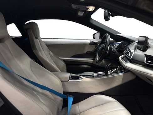 Used 2015 BMW i8 AWD/4WD image 10