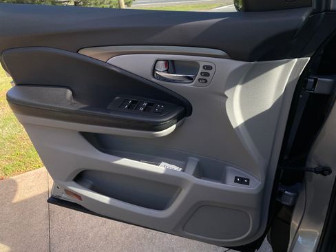 Used 2020 Honda Pilot EX-L image 26