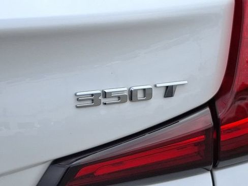 Used 2023 Cadillac XT4 Luxury w/ Cold Weather Package AWD/4WD image 31