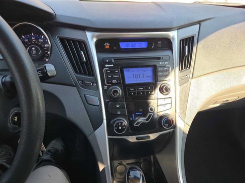 Used 2011 Hyundai Sonata GLS image 28