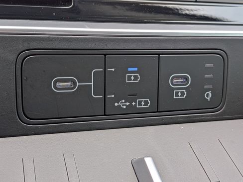 Certified 2026 Hyundai Santa Fe SEL FWD image 23
