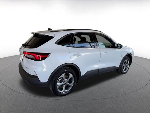 Used 2025 Ford Escape ST-Line image 16