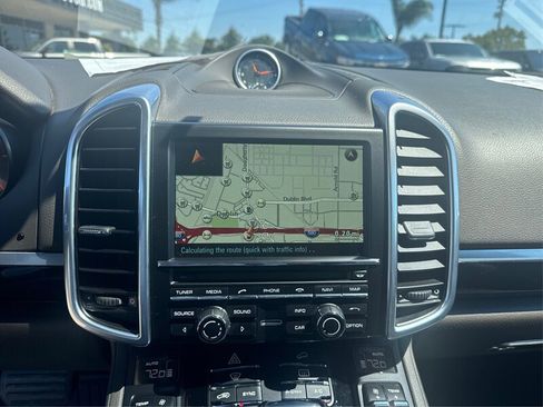 Used 2016 Porsche Cayenne image 60