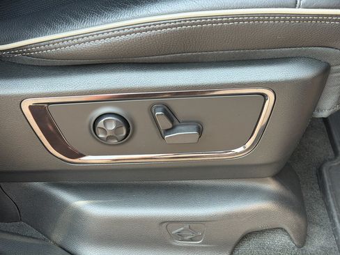 Used 2023 RAM 1500 Limited AWD/4WD image 28