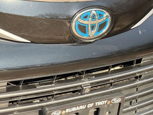 Used 2022 Toyota Sienna Platinum image 12