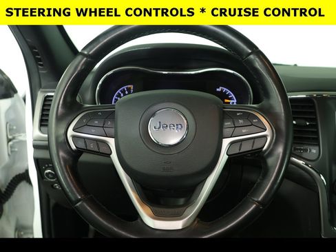 Used 2021 Jeep Grand Cherokee Laredo image 10