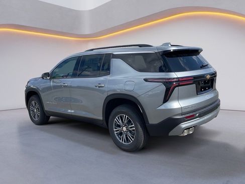 New 2026 Chevrolet Traverse LT w/ Driver Confidence Package image 5