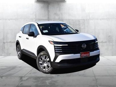 New 2026 Nissan Kicks S