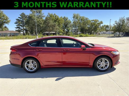 Used 2018 Ford Fusion SE w/ Fusion SE Technology Package image 30