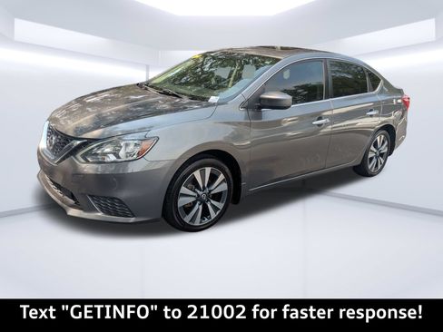 Used 2019 Nissan Sentra SV w/ Special Edition Package FWD image 10
