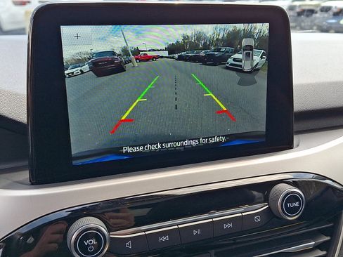 Certified 2022 Ford Escape SEL AWD/4WD image 19