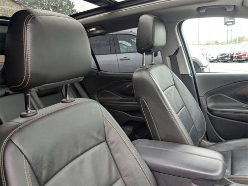 Used 2019 GMC Terrain SLT w/ Preferred Package image 32