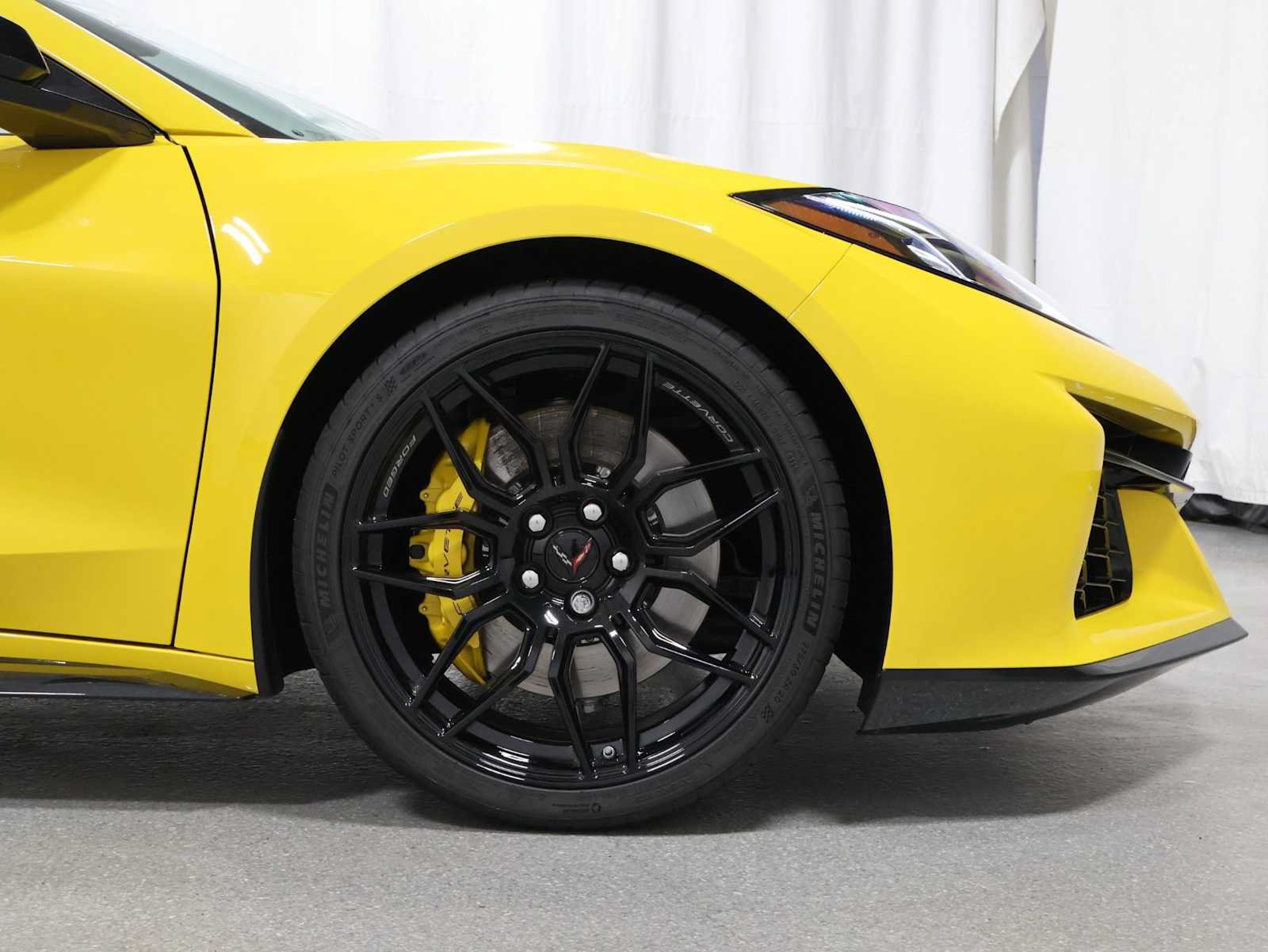 Used 2026 Chevrolet Corvette Z06 RWD image 11