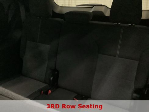 Used 2025 GMC Acadia Elevation image 26