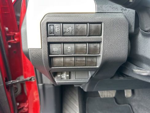 Used 2024 Toyota Tacoma TRD Off-Road image 13