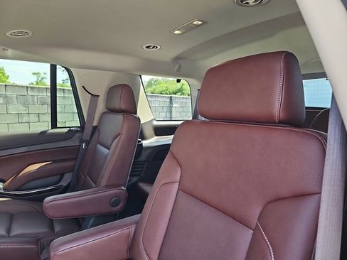 Used 2019 Chevrolet Tahoe Premier AWD/4WD image 17