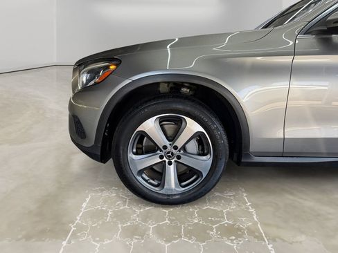 Used 2019 Mercedes-Benz GLC 300 image 14