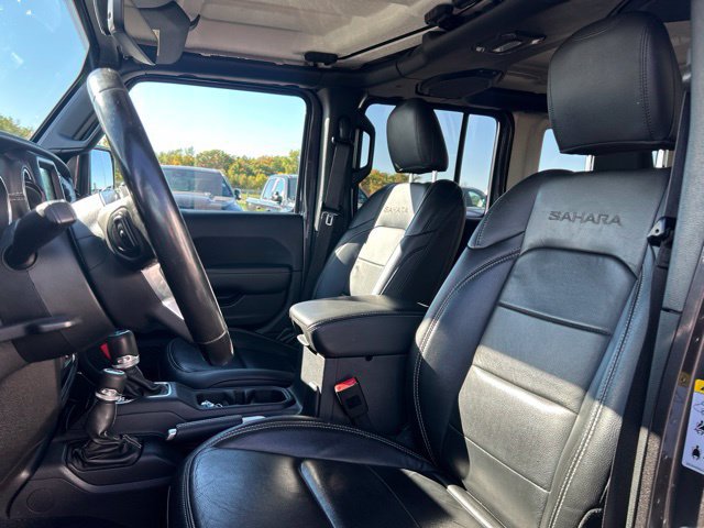 Used 2019 Jeep Wrangler Unlimited Sahara AWD/4WD image 12