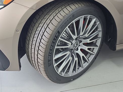 New 2026 Mercedes-Benz E 53 AMG e 4MATIC Sedan image 31