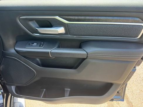 Used 2019 RAM 1500 Big Horn AWD/4WD image 13