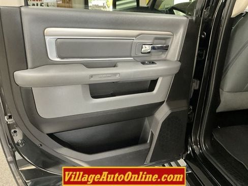 Used 2017 RAM 1500 Big Horn AWD/4WD image 26