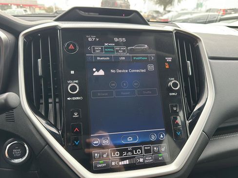 Used 2025 Subaru Ascent Touring image 32