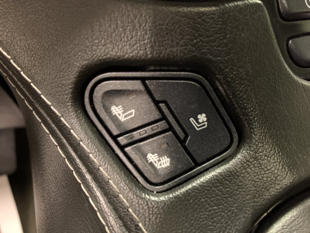 Used 2017 Chevrolet Tahoe Premier AWD/4WD image 29