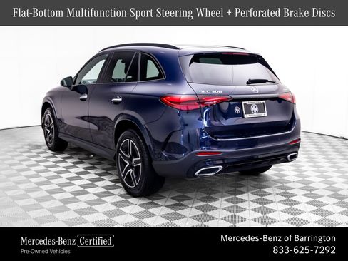 Used 2023 Mercedes-Benz GLC 300 4MATIC image 3