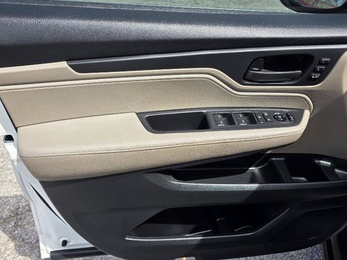 Used 2019 Honda Odyssey EX-L image 38
