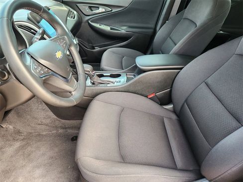 Used 2025 Chevrolet Malibu RS image 12