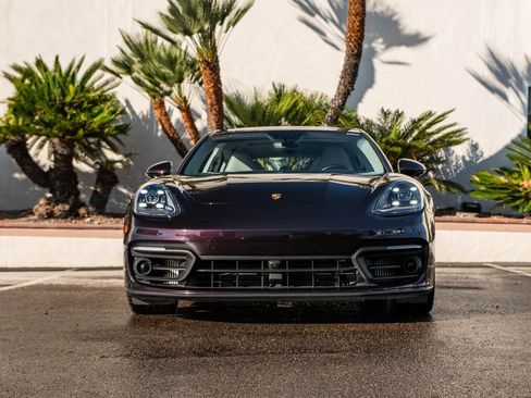 Used 2021 Porsche Panamera image 3