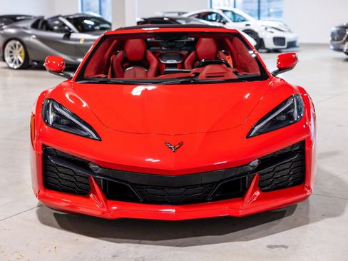 Used 2023 Chevrolet Corvette Z06 image 11