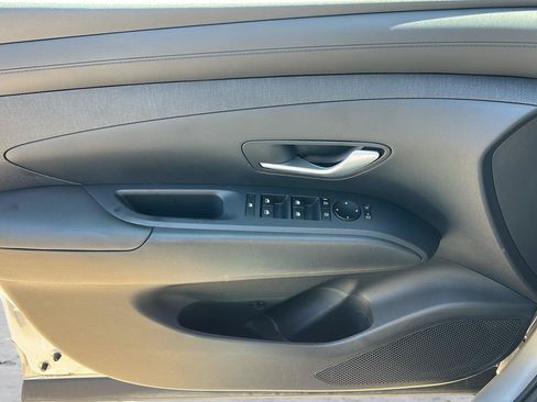 Used 2025 Hyundai Tucson SEL AWD/4WD image 11