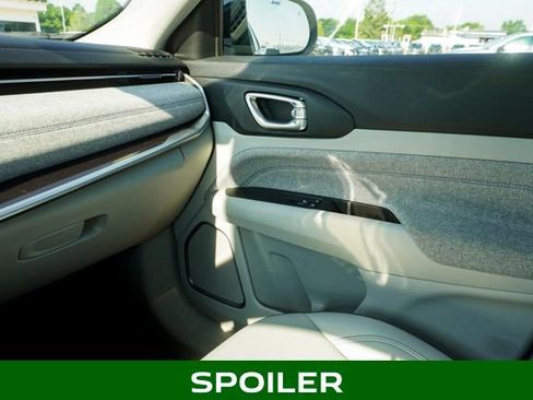 Used 2022 Jeep Compass Latitude image 27