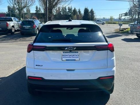 New 2027 Chevrolet Bolt LT image 6