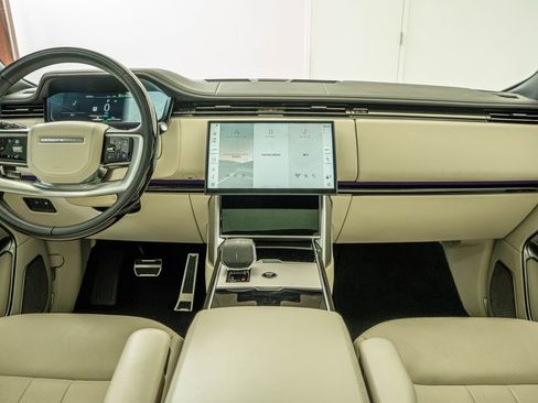 Used 2025 Land Rover Range Rover Autobiography AWD/4WD image 29