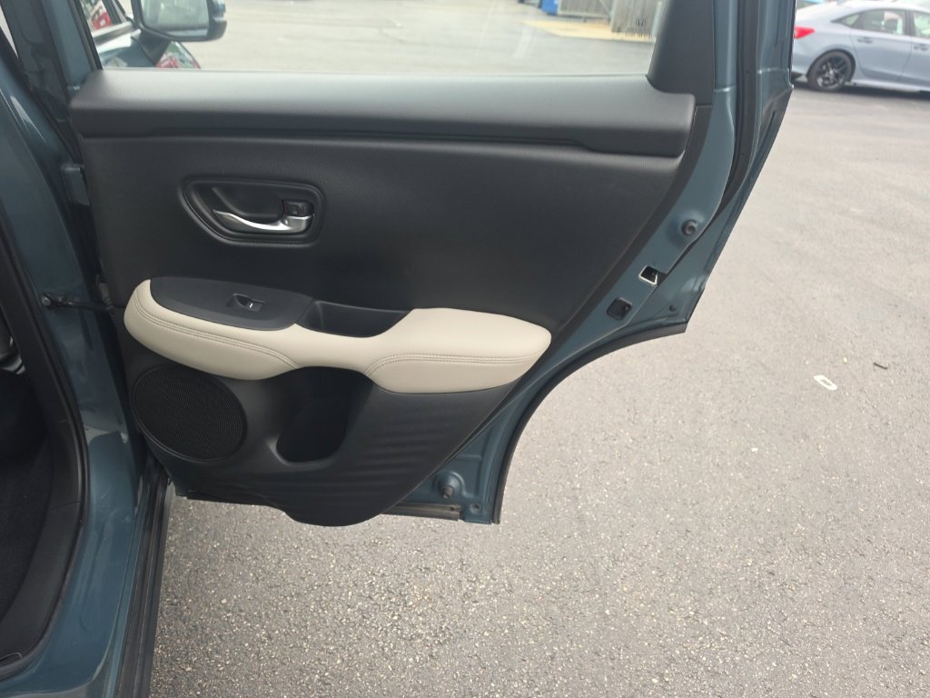 Certified 2024 Honda HR-V LX image 28
