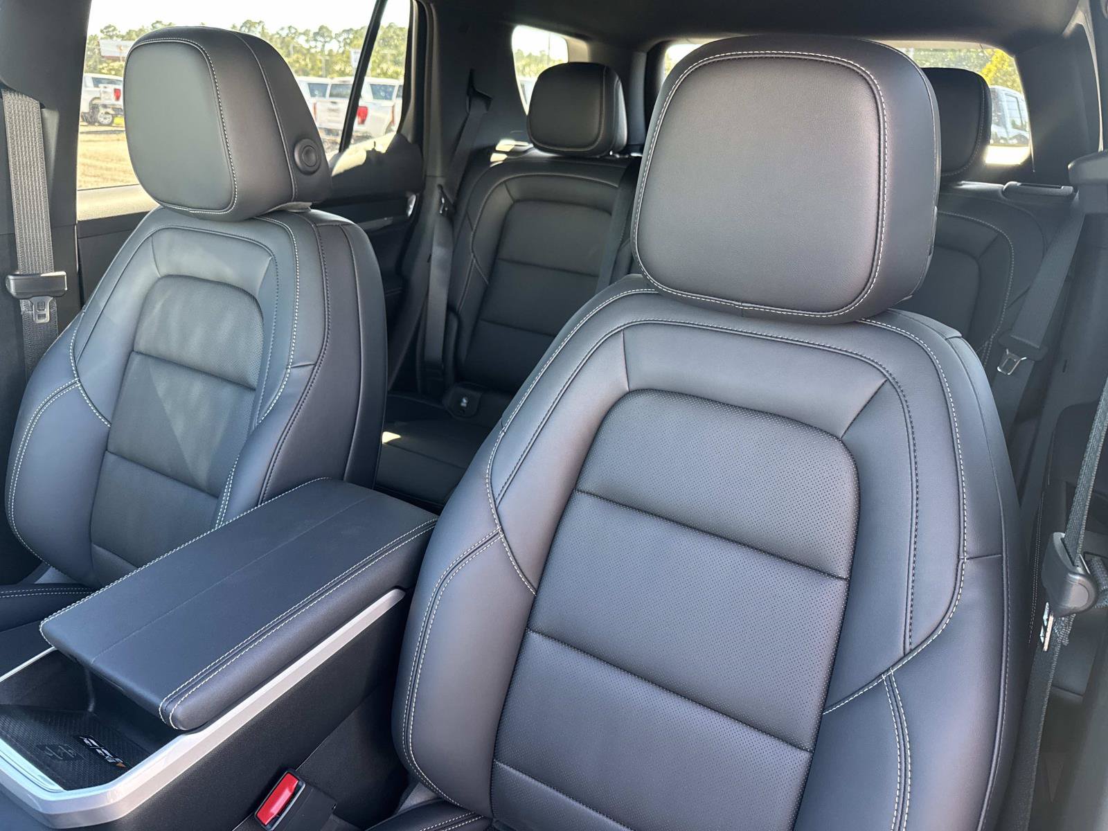 New 2027 GMC Terrain Elevation FWD image 22