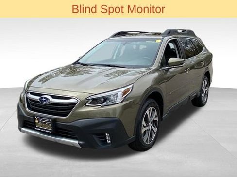 Used 2022 Subaru Outback Limited AWD/4WD image 3